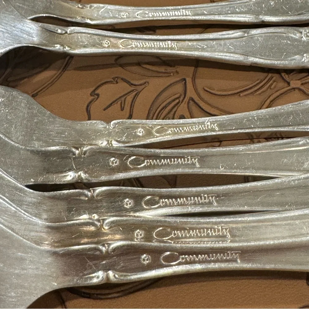 Oneida Community Affection Silverplate 1960 Flatware ( set of 7)
